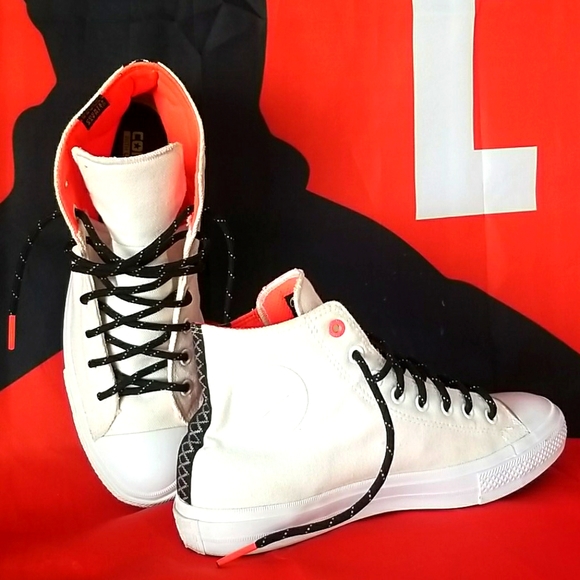 Final Price! NEVER worn Converse All Star 2 Shield